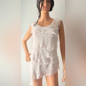 NWT SHYLOH beautiful white Top 70% Viscose 30% silk. One size super soft.